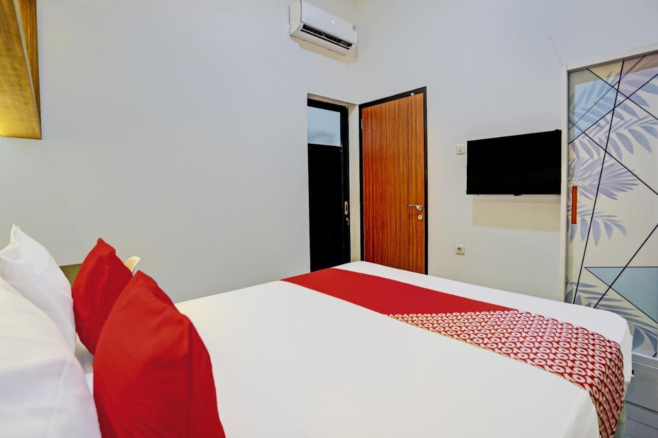 Oyo 92435 Sunlo Cozy Home Family Homestay Syariah Surabaja Exteriér fotografie