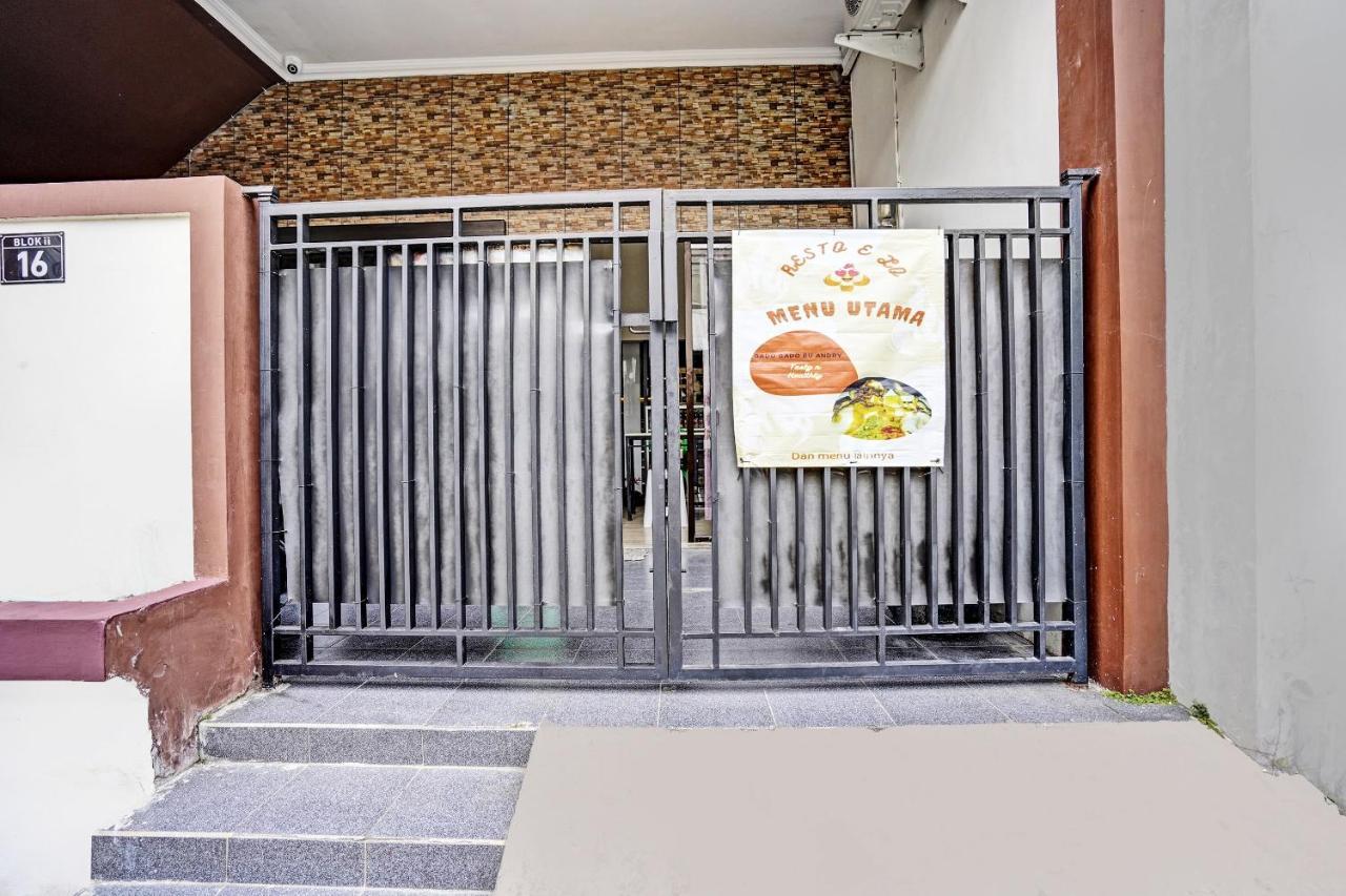 Oyo 92435 Sunlo Cozy Home Family Homestay Syariah Surabaja Exteriér fotografie