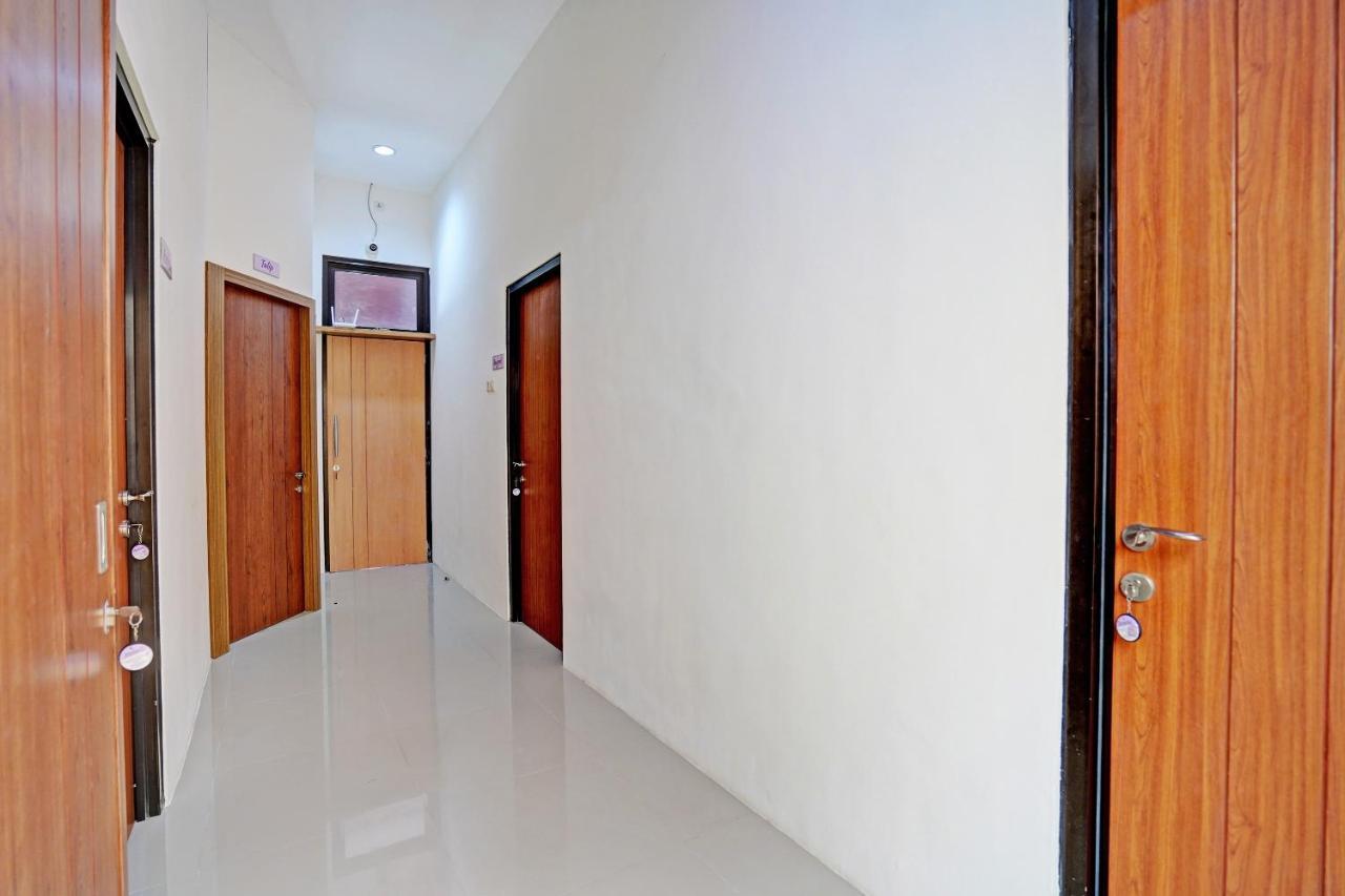 Oyo 92435 Sunlo Cozy Home Family Homestay Syariah Surabaja Exteriér fotografie